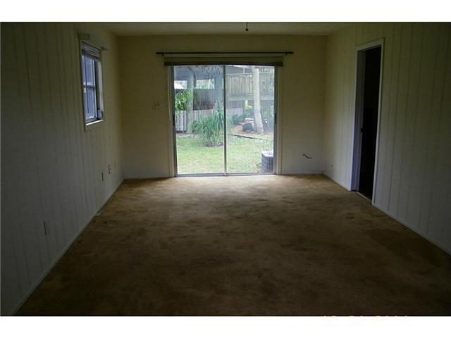 555 Southwest Rustic Circle Stuart, FL 34997 - Photo 10 of 17 Gallery Image 10