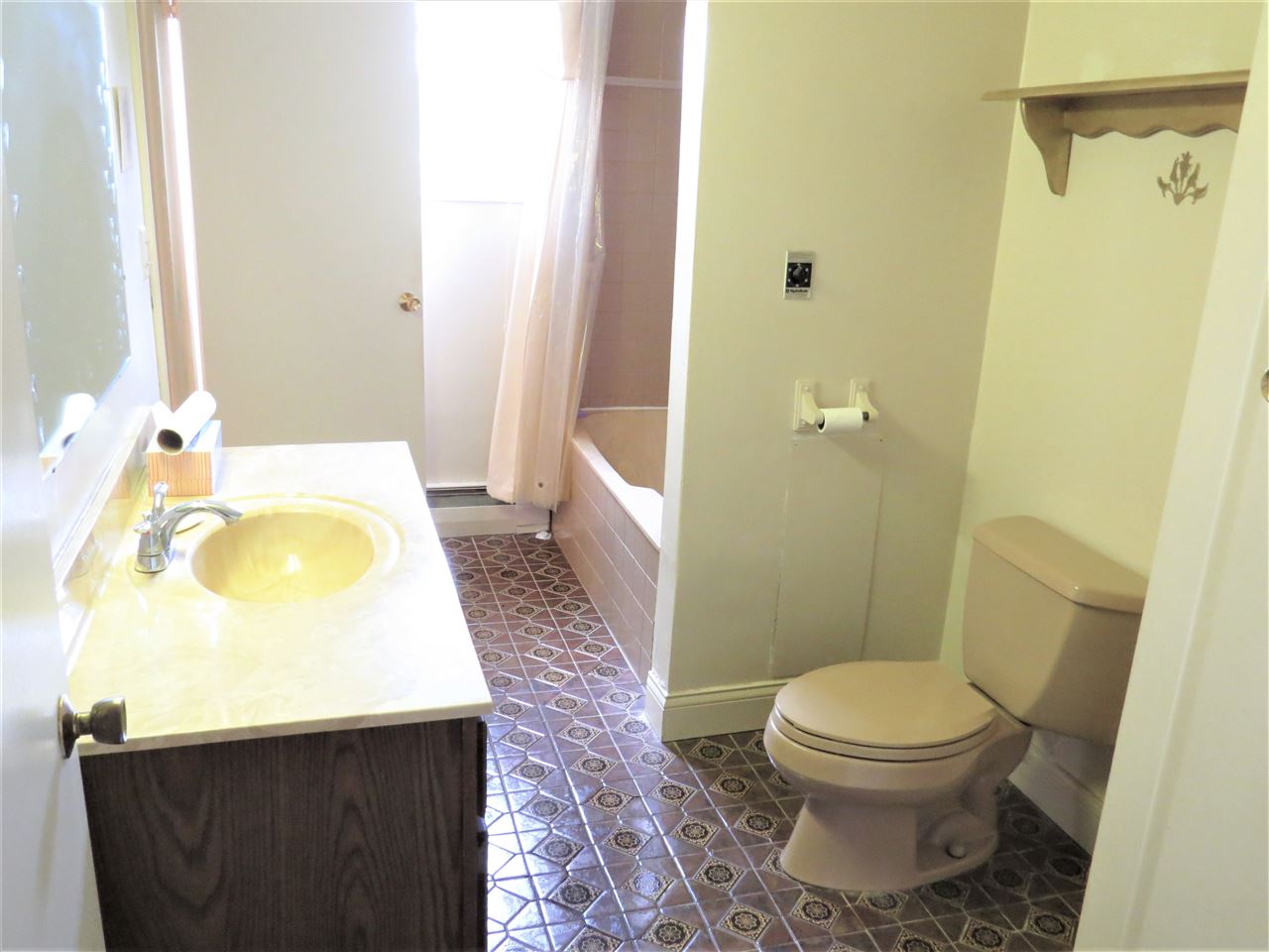 6400 Bennett Lake Road Fenton, MI 48430 - Photo 16 of 31 50023161-15.JPG