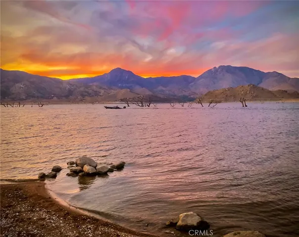 $94,900 | 3712 Piute Hill Road, Lake Isabella, CA 93240