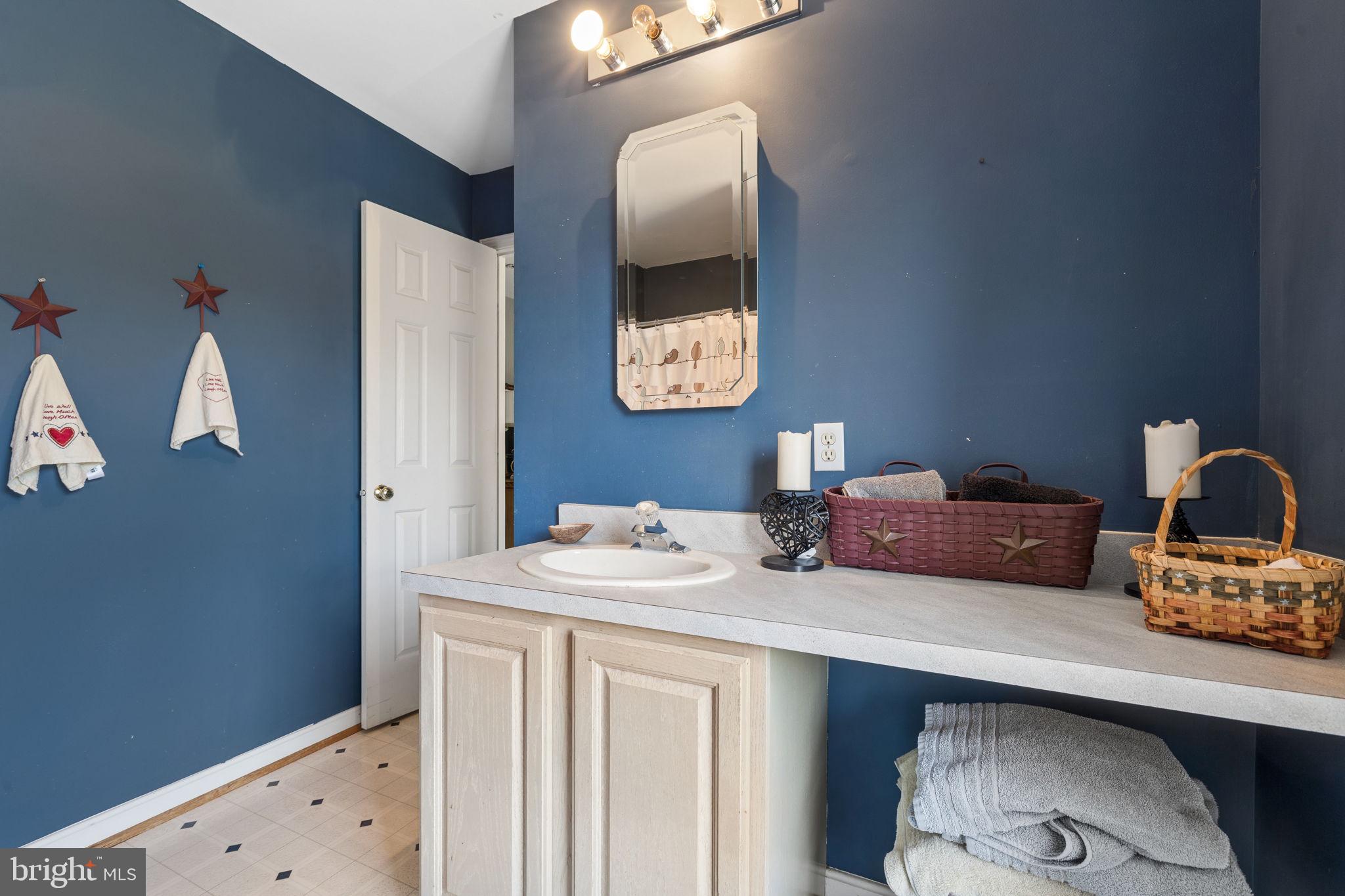 7214 Clifton Road Clifton, VA 20124 - Photo 32 of 83