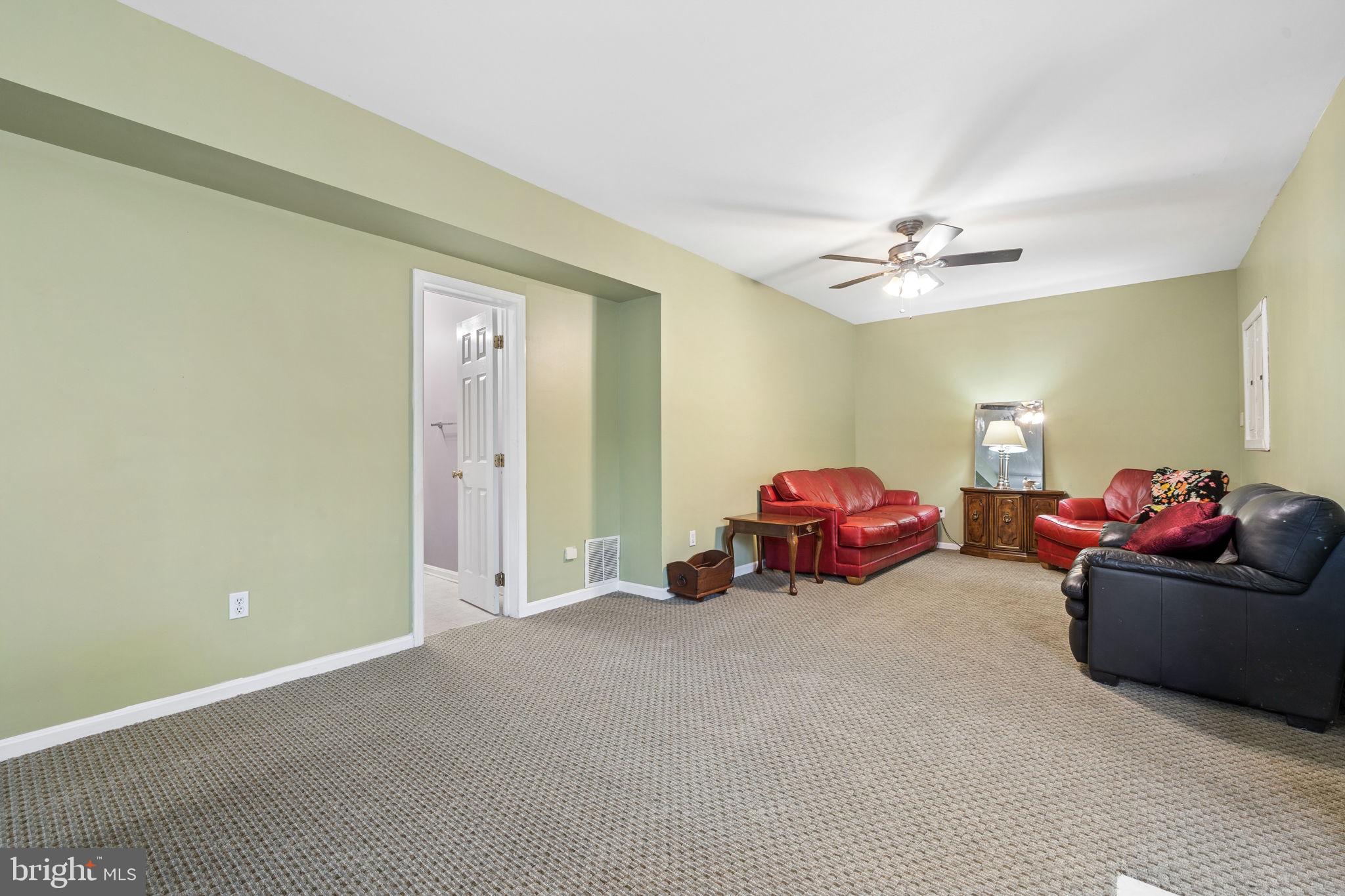 7214 Clifton Road Clifton, VA 20124 - Photo 40 of 83