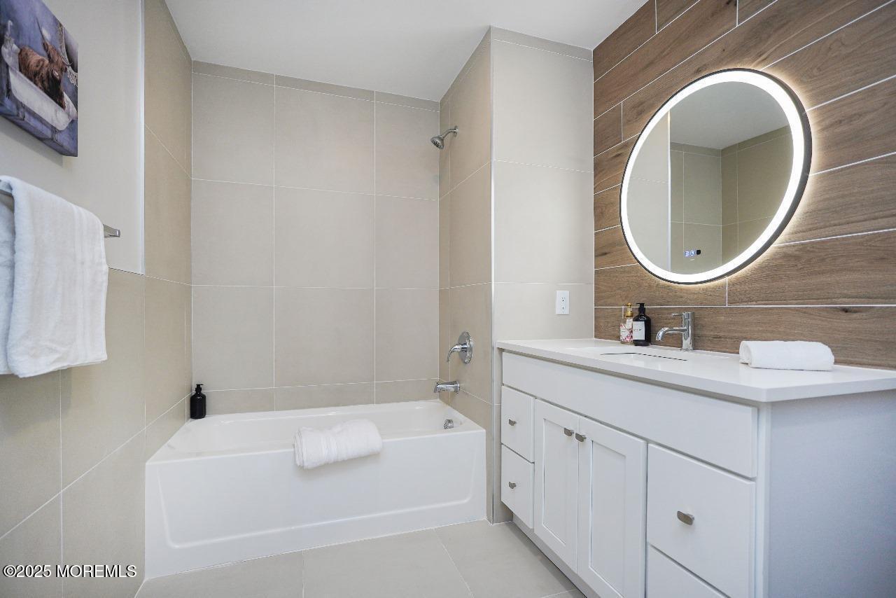 27 3rd Avenue, Unit 205 Long Branch, NJ 07740 - Photo 14 of 28 cb380df3-4ad9-414b-afc2-fb98891fb2f7