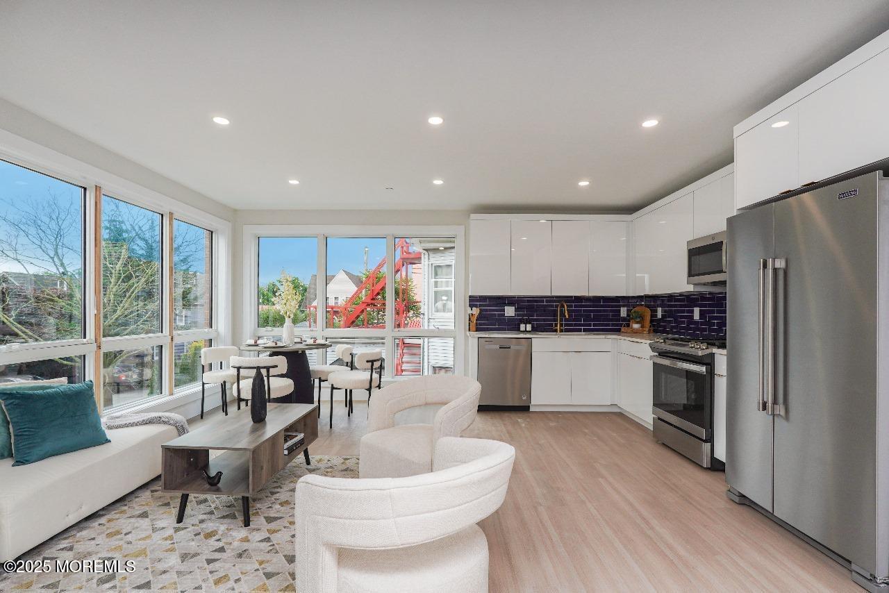 27 3rd Avenue, Unit 205 Long Branch, NJ 07740 - Photo 9 of 28 d67d0231-c9e2-41ea-b8aa-5a231f93de65