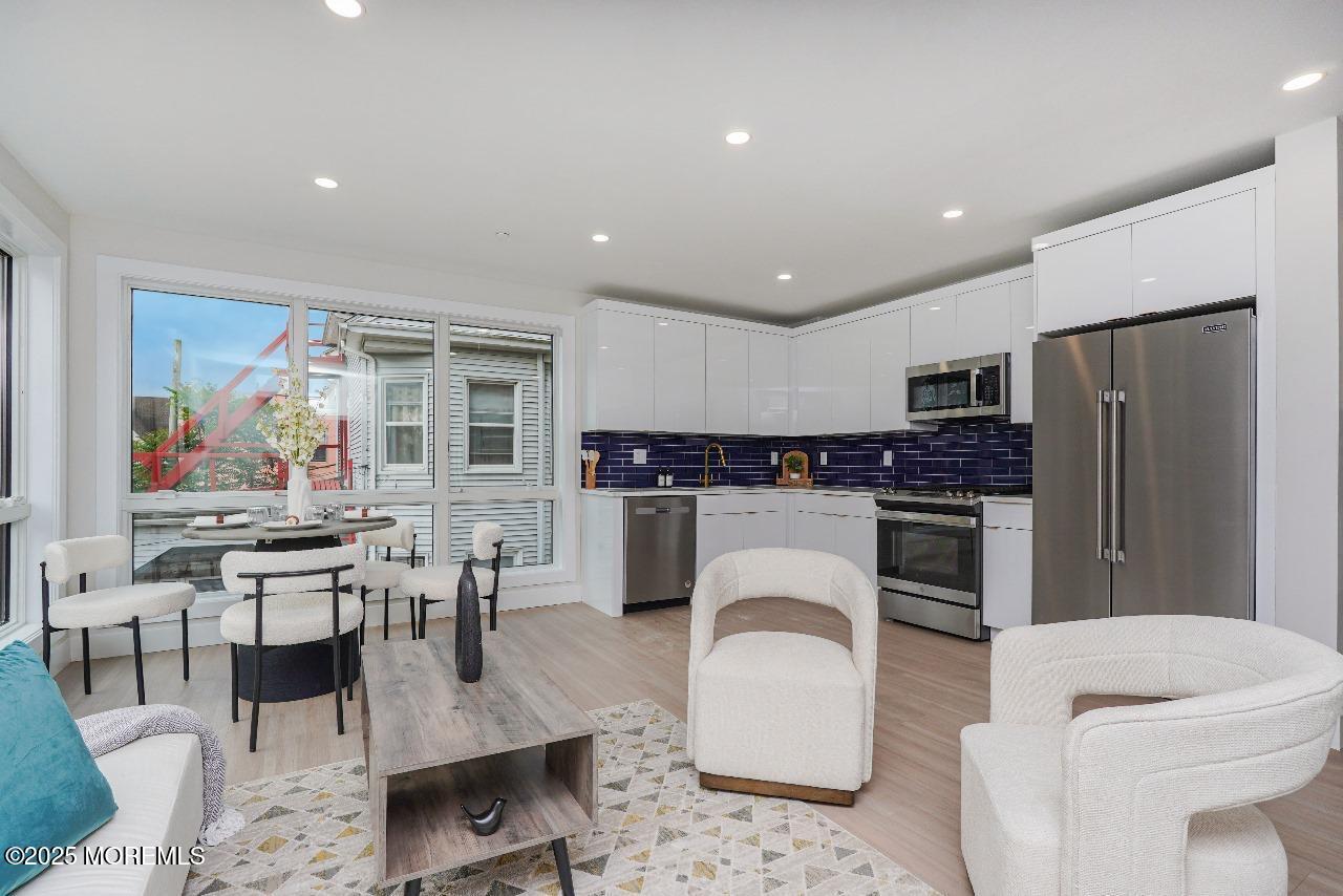 27 3rd Avenue, Unit 205 Long Branch, NJ 07740 - Photo 10 of 28 f3f029c0-d208-4898-ae6e-7957f0ce29a2