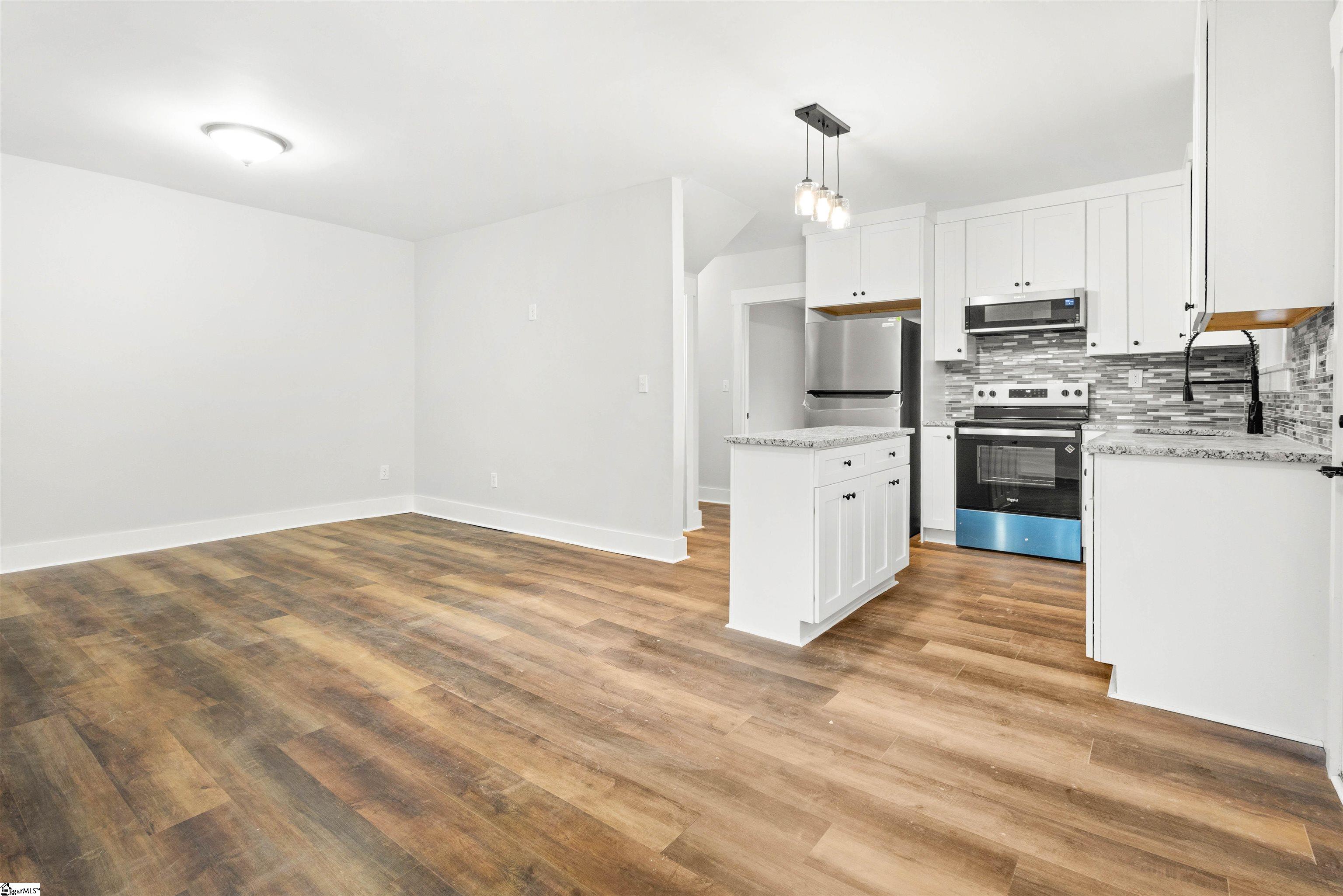 207 Zig Zag Road Cross Hill, SC 29332 - Photo 5 of 27 Gallery Image 5