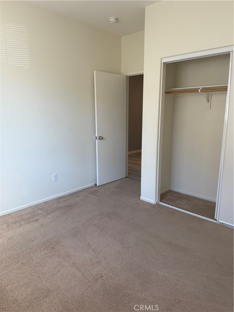 2062 Splendid Circle San Jacinto, CA 92582 - Photo 8 of 18 a view of an empty room