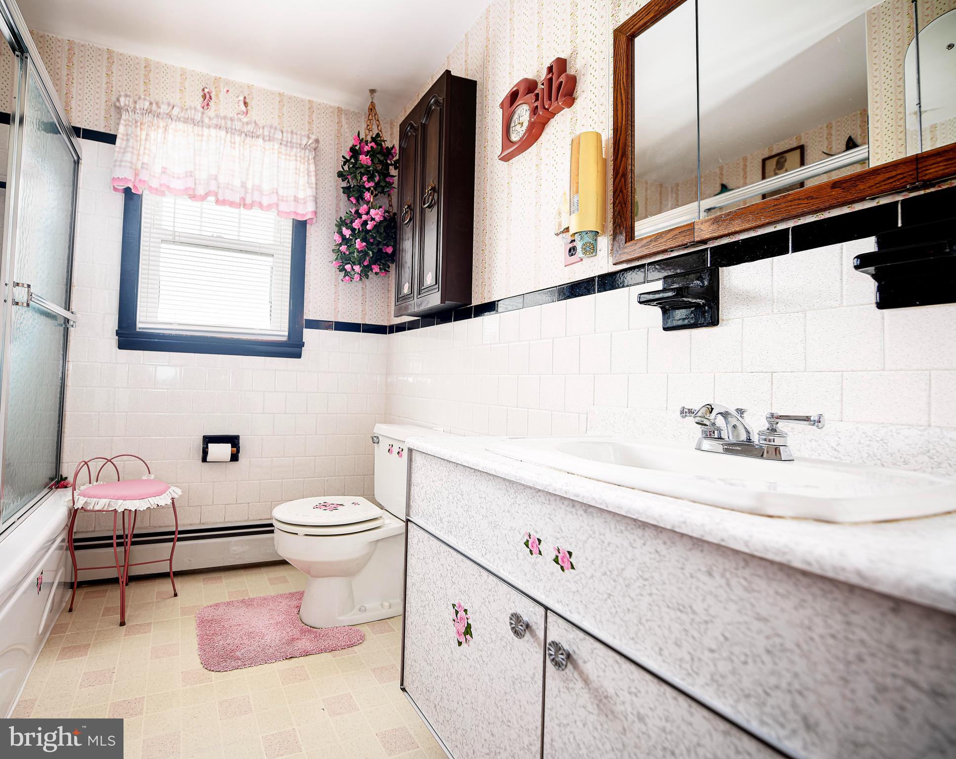 1921 Castleton Road Darlington, MD 21034 - Photo 15 of 29 Full Ceramic tile Bath