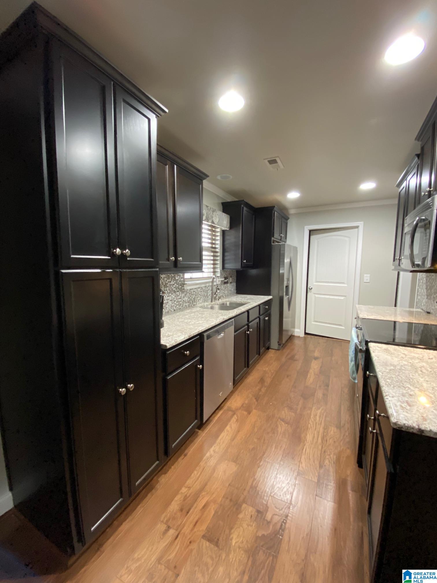154 Grasonville Road Alabaster, AL 35007 - Photo 13 of 37