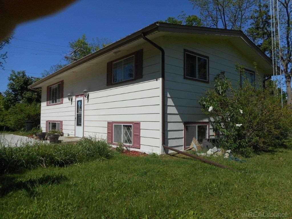 205 South Ridge Street Port Sanilac, MI 48469 - Photo 2 of 21 Gallery Image 2