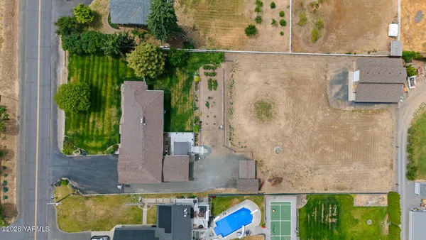 $585,000 | 1007 Meadowbrook Road, Yakima, WA 98903