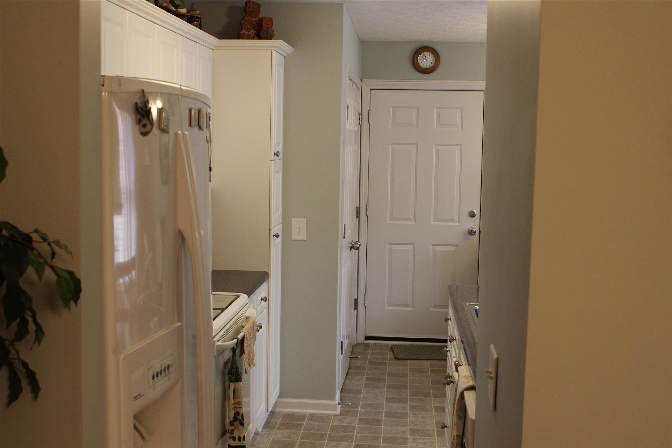 816 Lock 4 Road, Unit 403 Gallatin, TN 37066 - Photo 11 of 30 Gallery Image 11