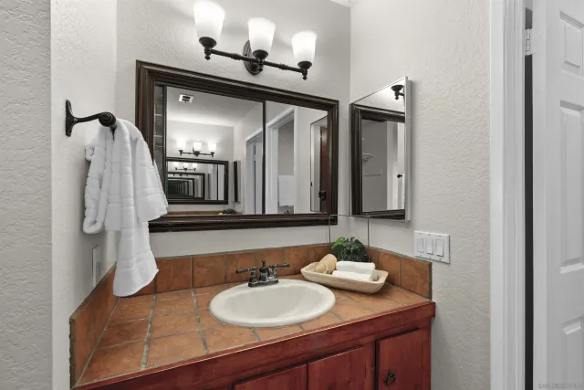$565,000 | 13340 Caminito Ciera, Unit 47, San Diego, CA 92129