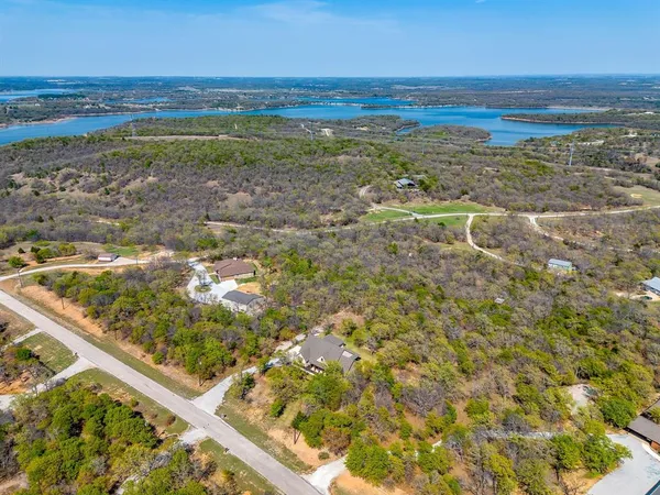 $650,000 | 322 Mountainview Court, Sunset, TX 76270