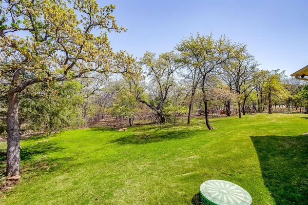 $650,000 | 322 Mountainview Court, Sunset, TX 76270