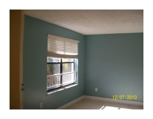 4581 West McNab Road, Unit 18 Pompano Beach, FL 33069 - Photo 2 of 4 Master Bedroom