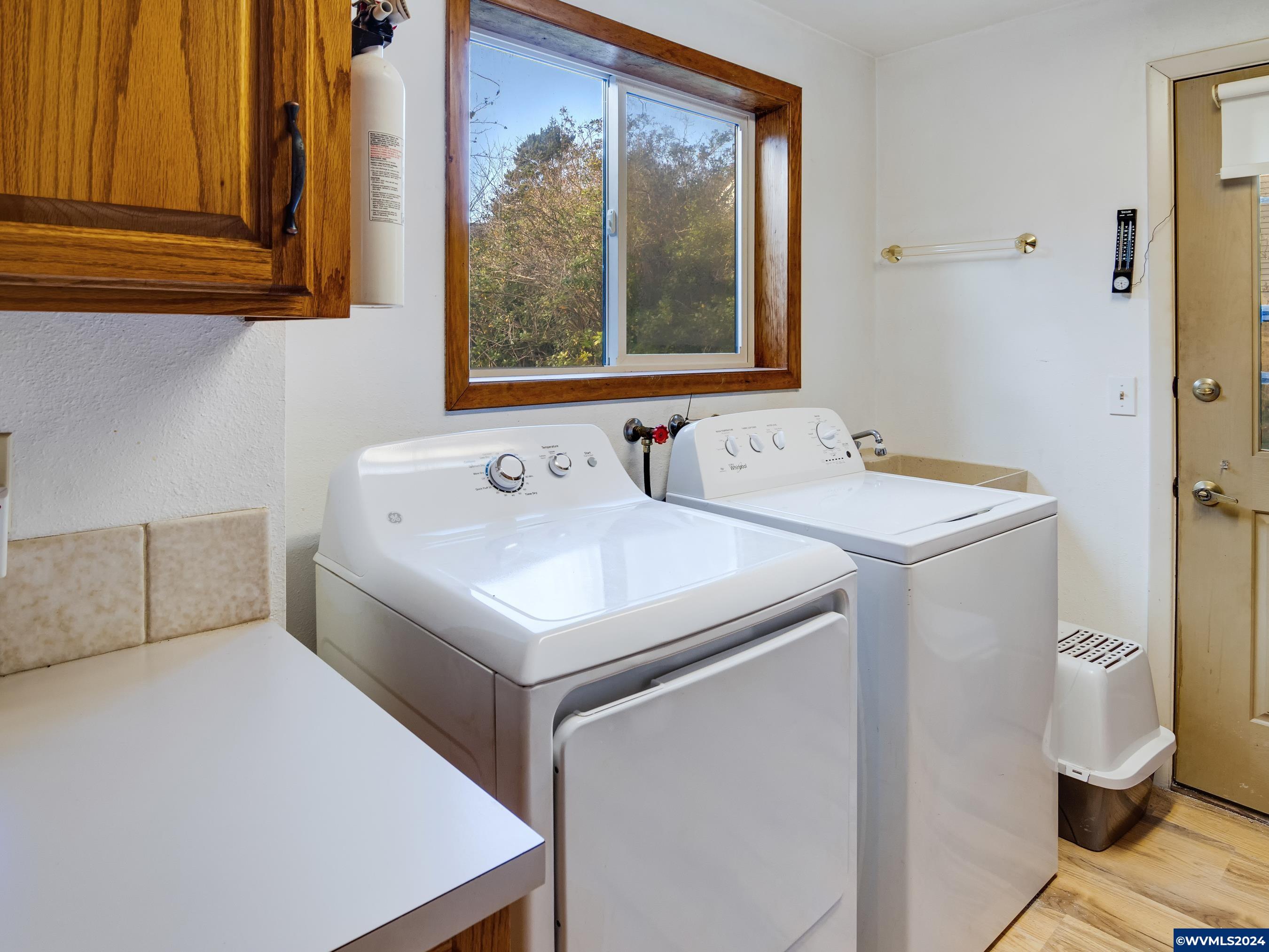341 Combs Circle Yachats, OR 97498 - Photo 23 of 33