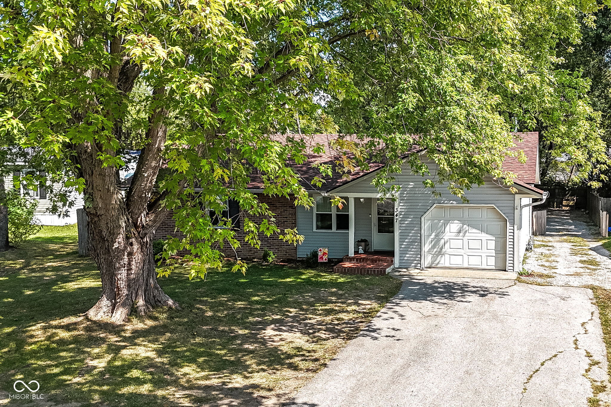 347 North Raceway Road Indianapolis, IN 46234 - Photo 2 of 29 Gallery Image 2