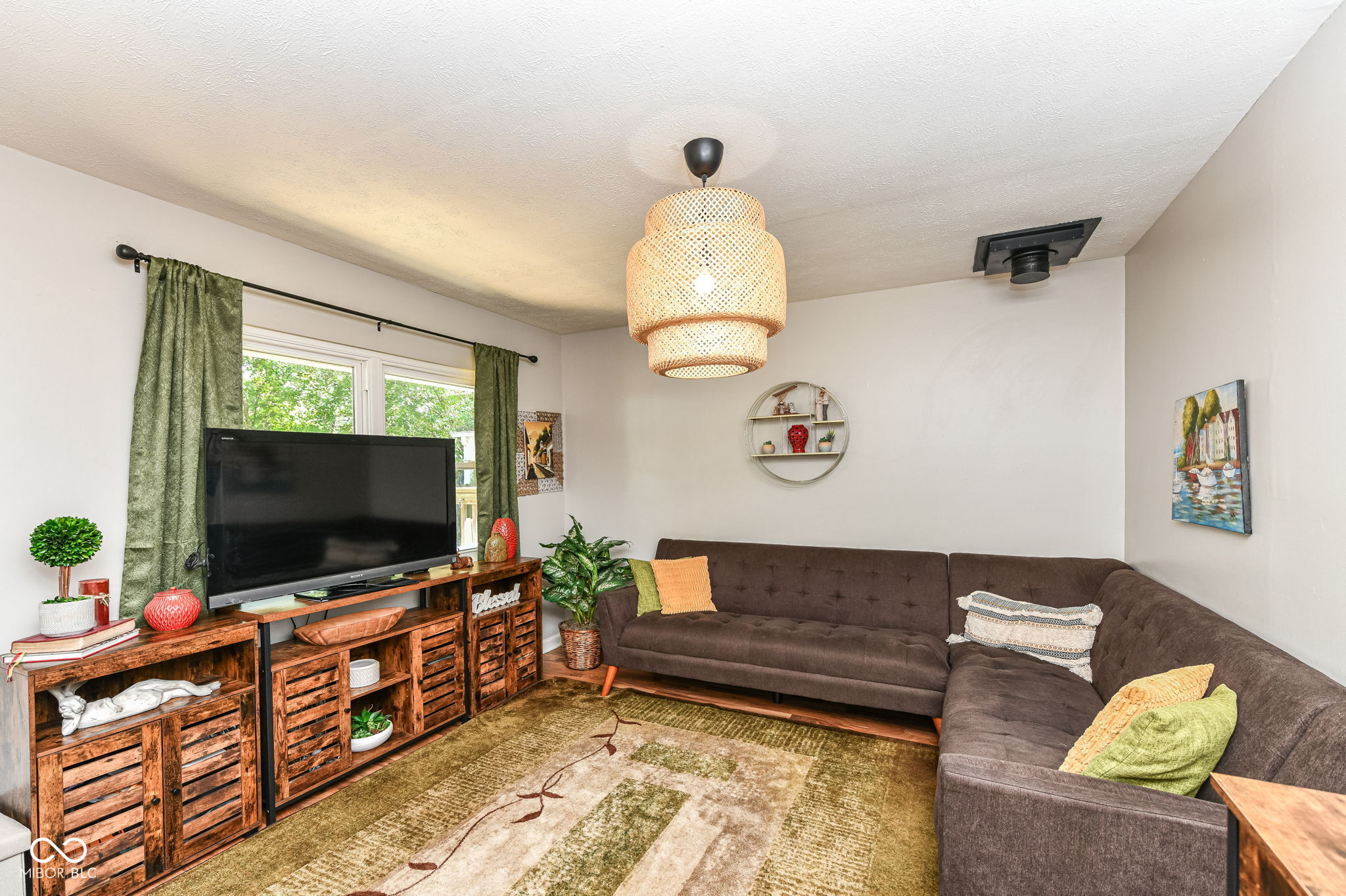 347 North Raceway Road Indianapolis, IN 46234 - Photo 10 of 29 Gallery Image 10