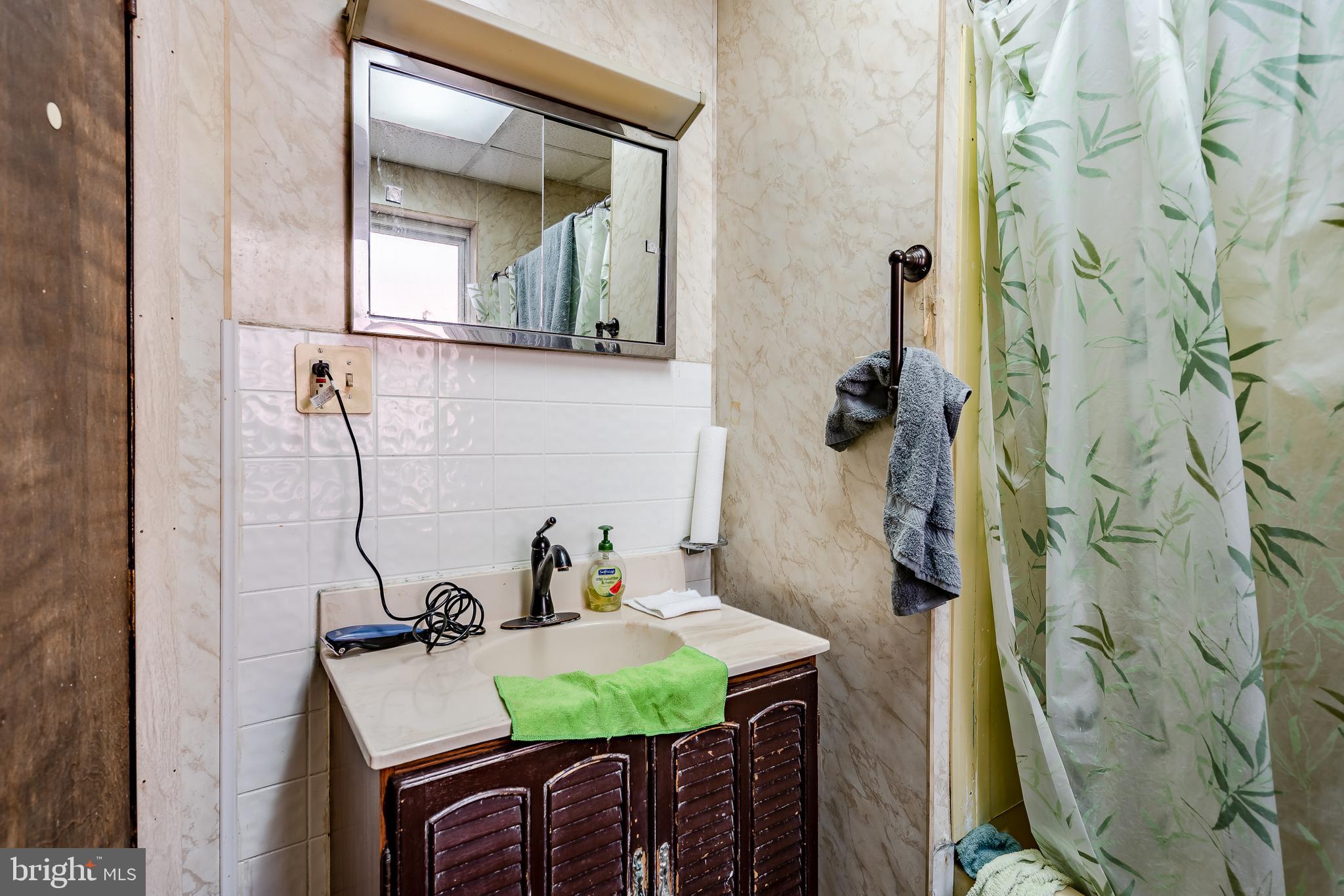 411 Spring Street Reading, PA 19601 - Photo 19 of 20 Gallery Image 19