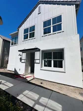 $570,663 | 2592 Night Bloom Way, Lathrop, CA 95330
