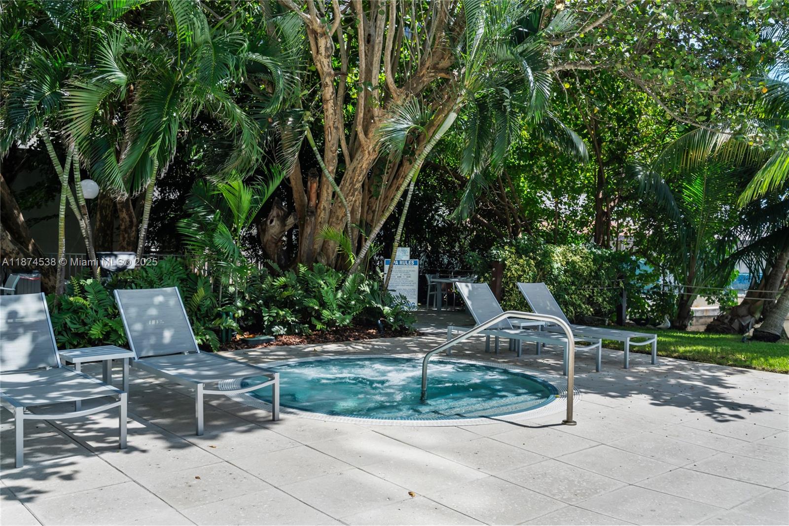 2025 Brickell Avenue, Unit 1705 Miami, FL 33129 - Photo 44 of 50 a view of a park with plants