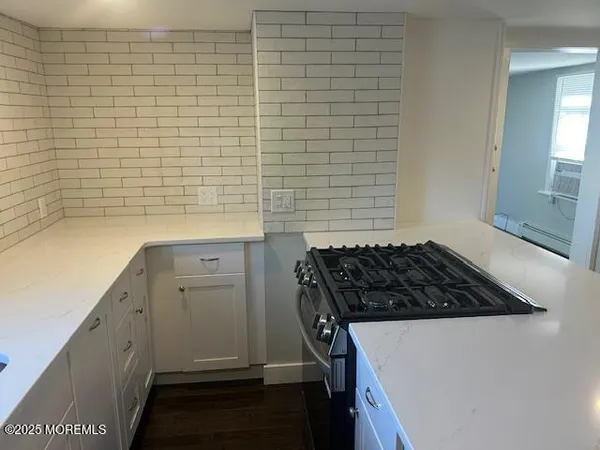 $2,800 | 433 Lincoln Avenue, Unit TOP, Point Pleasant, NJ 08742