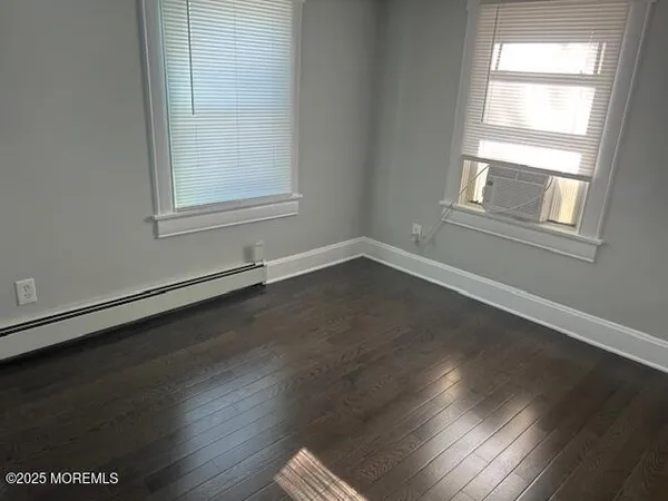 $2,800 | 433 Lincoln Avenue, Unit TOP, Point Pleasant, NJ 08742