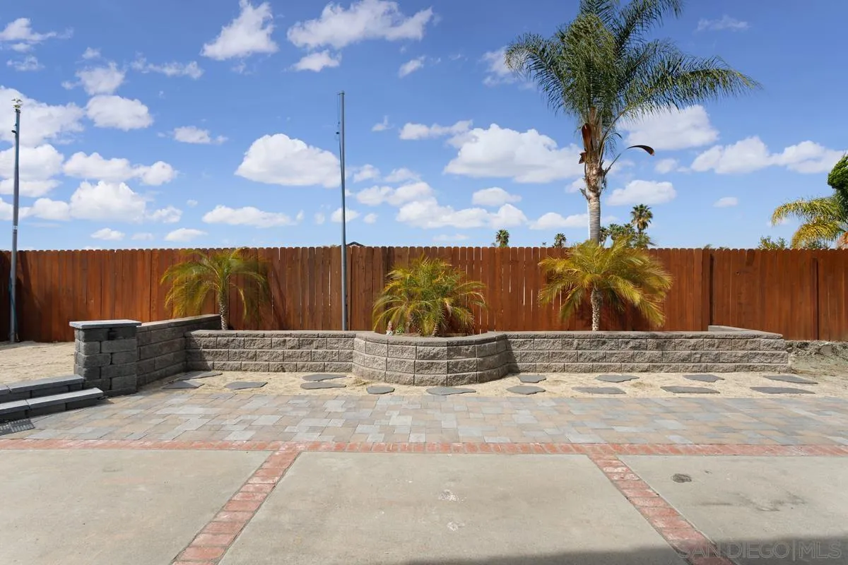 5347 Rio Plata Drive Oceanside, CA 92057 - Photo 35 of 41 Gallery Image 35
