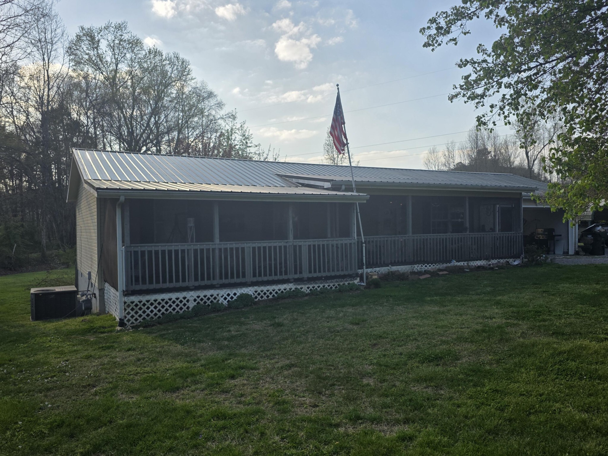 1592 Old Stage Road Spring City, TN 37381 - Photo 3 of 25