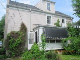 1222 Harvard Road Grosse Pointe, MI 48230 - Photo 10 of 10 REAR.jpg