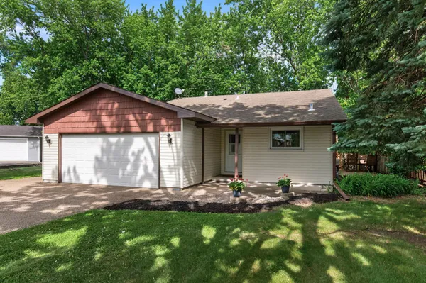 $350,000 | 9626 Wellington Lane North, Maple Grove, MN 55369
