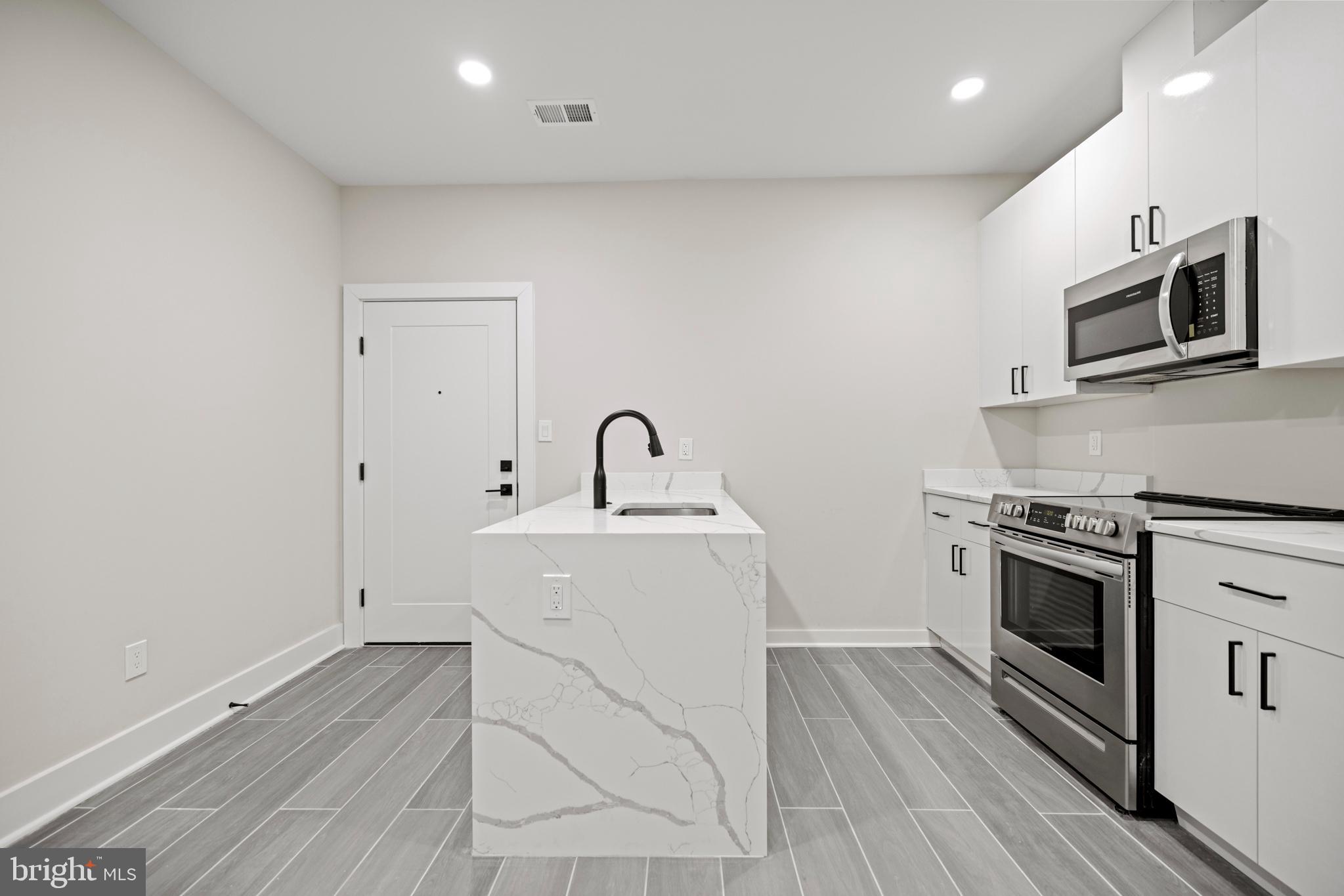824 18th Street Northeast, Unit 2 Washington, DC 20002 - Photo 6 of 15
