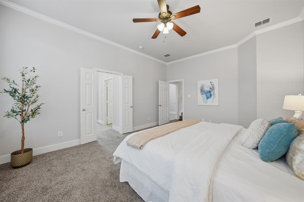 3475 Pilgrim Drive Frisco, TX 75034 - Photo 17 of 33 a bedroom with a bed and a potted plant