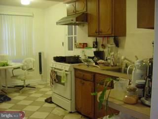 525 Upland Road Havertown, PA 19083 - Photo 3 of 6