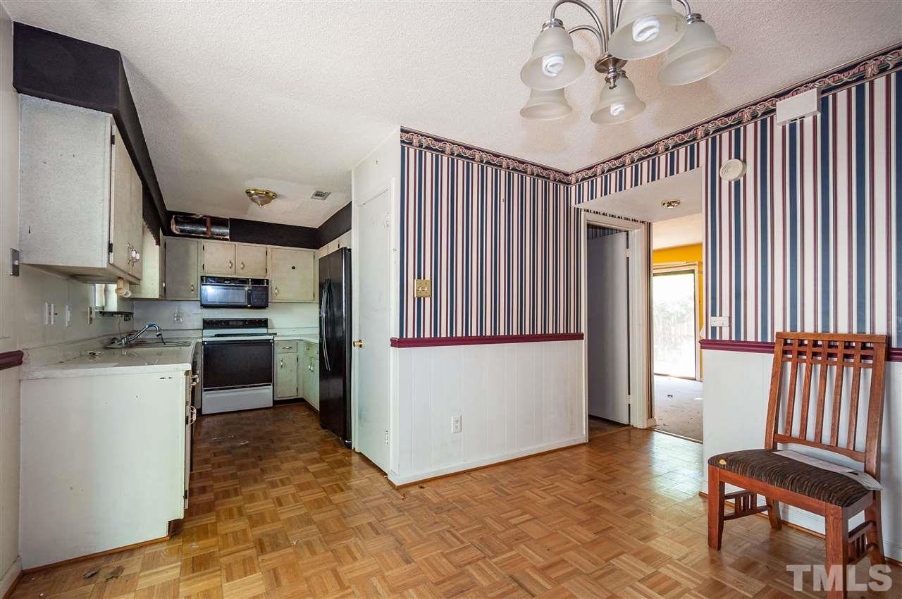 4270 Lake Ridge Drive, Unit 14C Raleigh, NC 27604 - Photo 4 of 11 Gallery Image 4