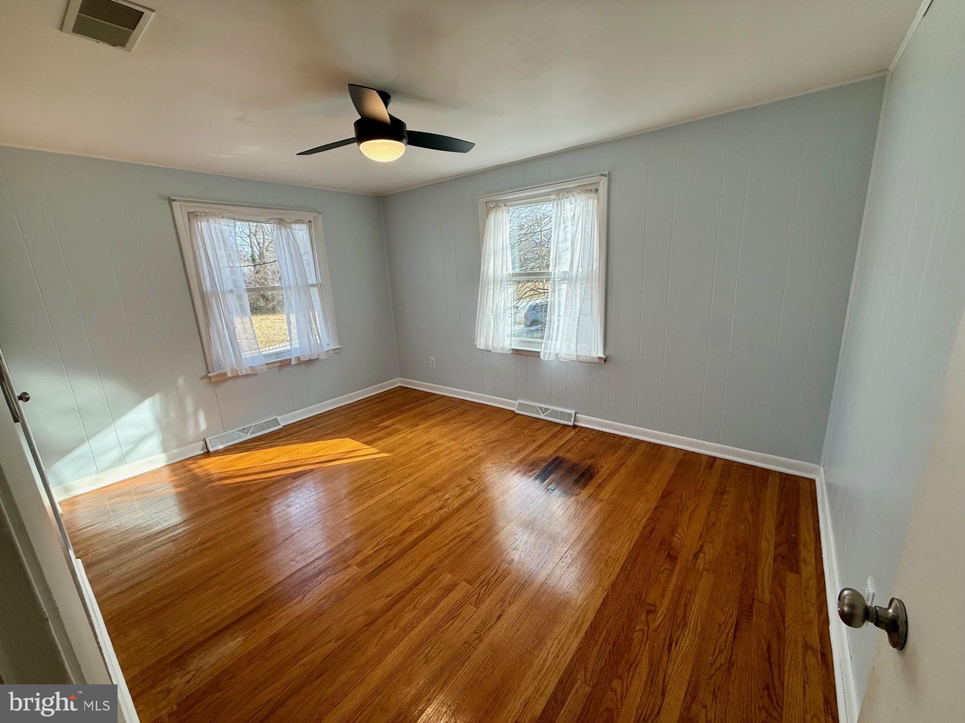 380 Erie Avenue Carneys Point, NJ 08069 - Photo 25 of 40