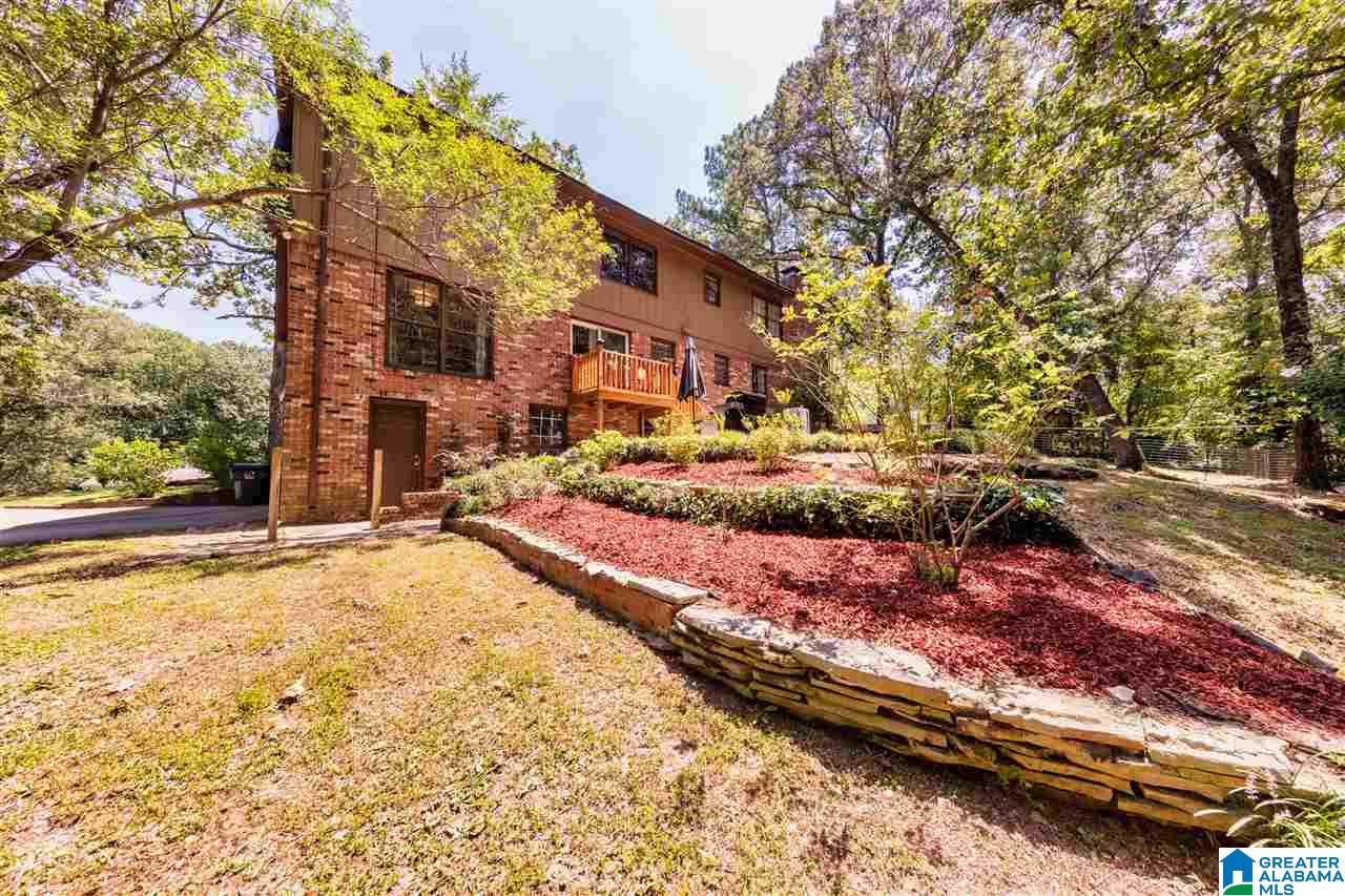 1804 Trail Ridge Drive Pelham, AL 35124 - Photo 4 of 50