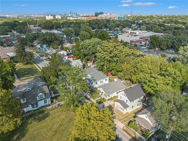 $230,000 | 4343 Lloyd Street, Kansas City, KS 66103