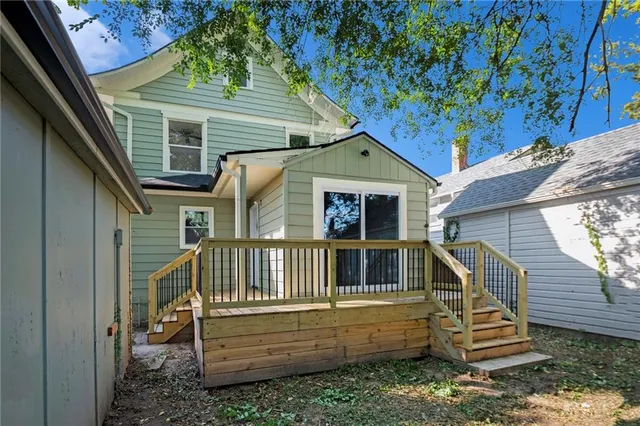 $230,000 | 4343 Lloyd Street, Kansas City, KS 66103