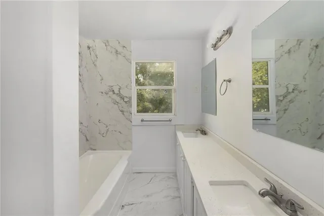 $230,000 | 4343 Lloyd Street, Kansas City, KS 66103