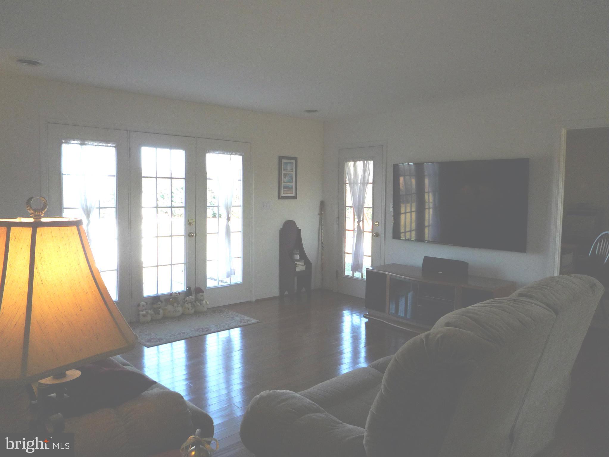 20434 Mill Point Road Boonsboro, MD 21713 - Photo 6 of 25 Family Room