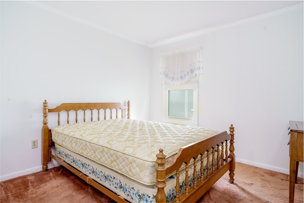 53 Castle Road Attleboro, MA 02703 - Photo 14 of 21 Gallery Image 14