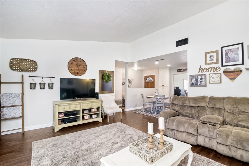 10156 Los Ranchitos Road Lakeside, CA 92040 - Photo 4 of 23