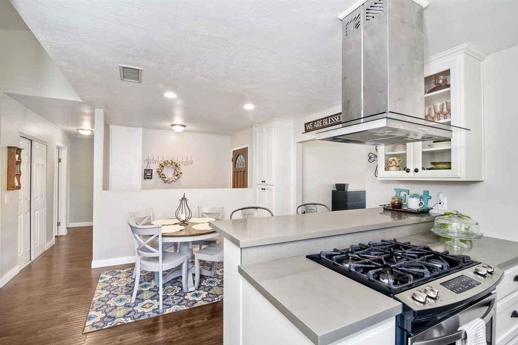 10156 Los Ranchitos Road Lakeside, CA 92040 - Photo 8 of 23