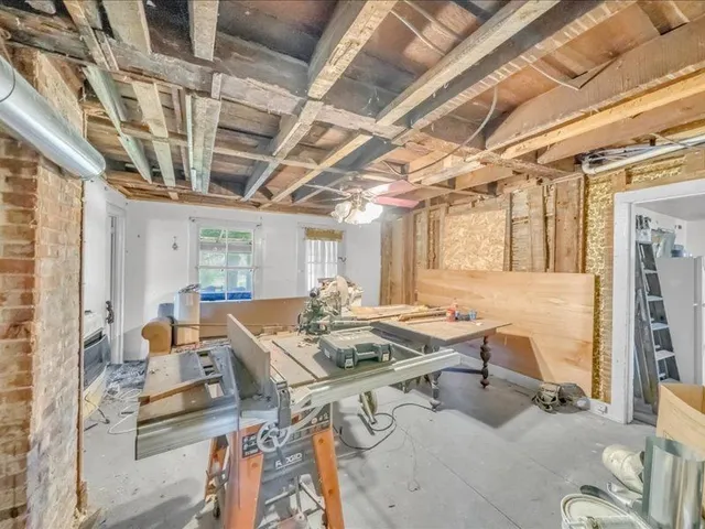 $275,000 | 1617 Union Center Highway, Endicott, NY 13760