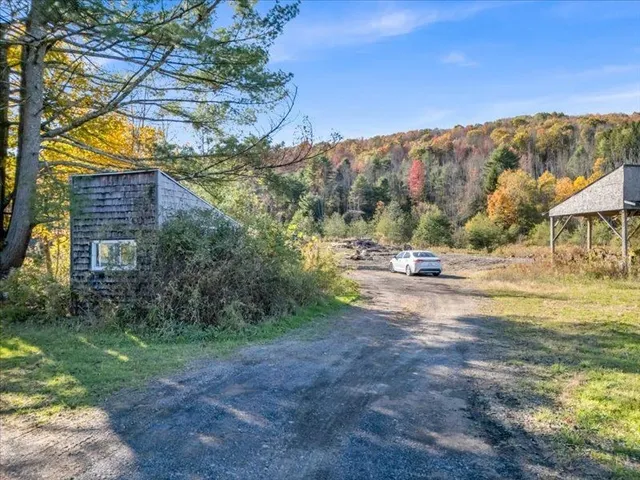 $275,000 | 1617 Union Center Highway, Endicott, NY 13760