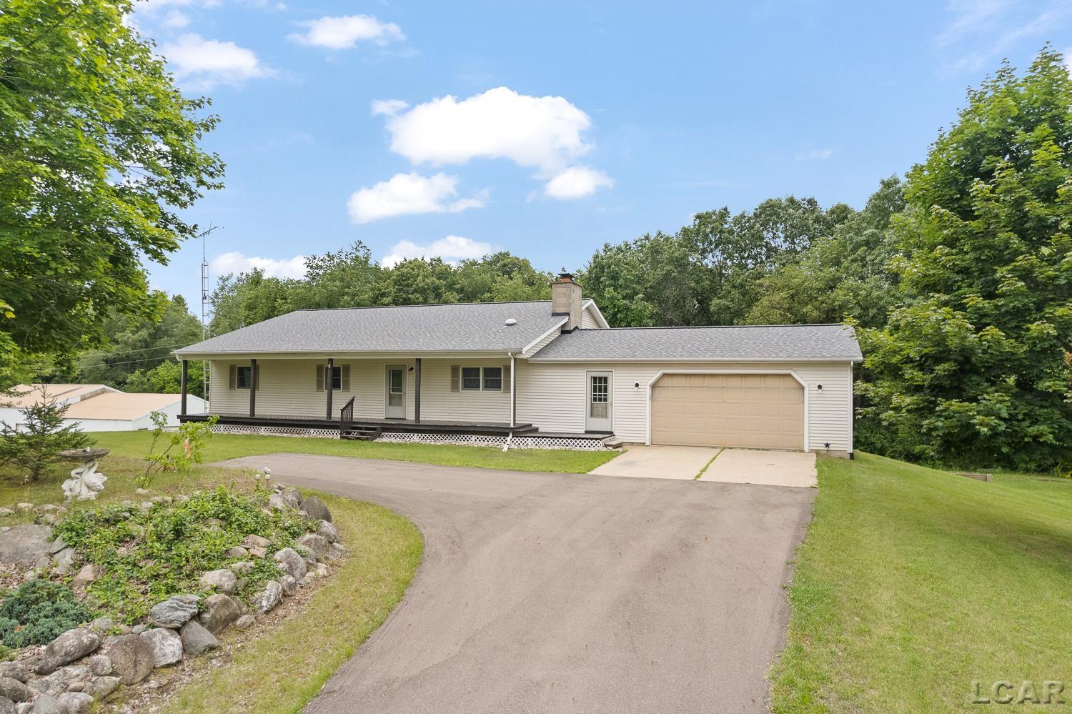 2010 South Kane Road Stockbridge, MI 49285 - Photo 4 of 80