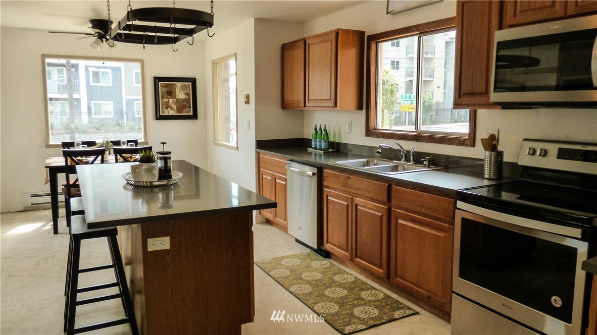 11902 Alexander Road Everett, WA 98204 - Photo 15 of 25