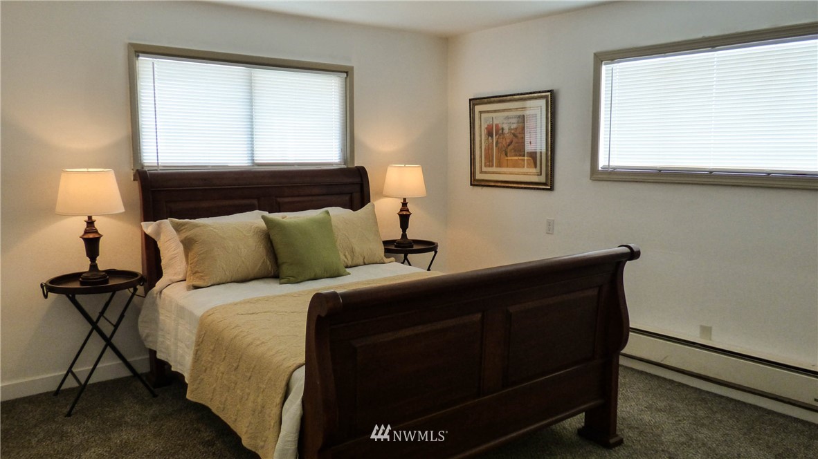 11902 Alexander Road Everett, WA 98204 - Photo 19 of 25