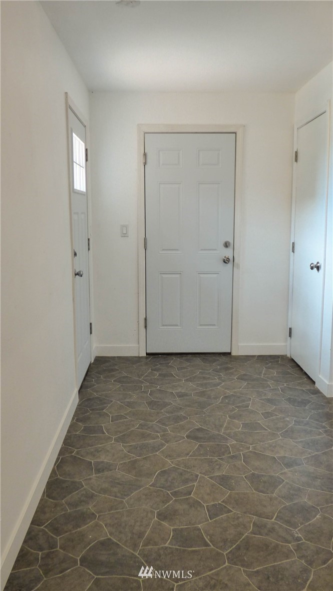 11902 Alexander Road Everett, WA 98204 - Photo 20 of 25